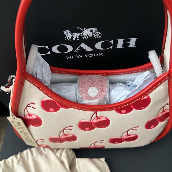 New coach Ergo Bag In Coachtopia Leather With Cherry Print - Picture 7 of 9